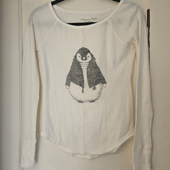 AMERICAN EAGLE Waffle Thermal Long Sleeve Penguin Graphic XS AE - Picture 2 of 6